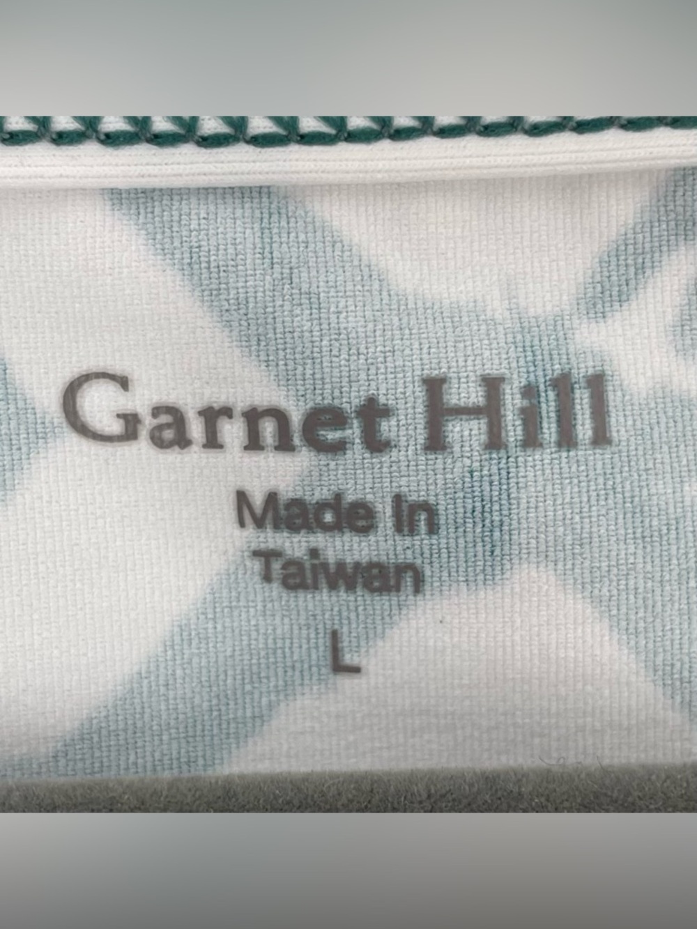 Garnet Hill High Tide White Green Batik Long-Sleeve Half Zip SPF Rashguard Top - Picture 3 of 11